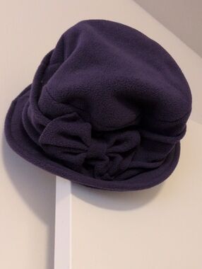 Plush Fleece Bucket Hat with Rosette Detail - Purple